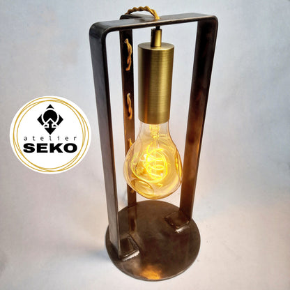 TRIDENT | Lampe design (E27)